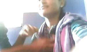 زنان در جوراب ساق بلند فیلم سوپرایرانی در تلگرام انگشت یکدیگر در آغوش.